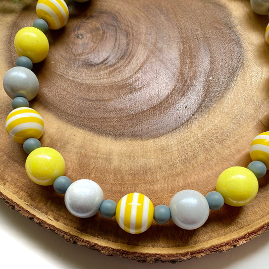 Yellow Mellow Beaded Collar