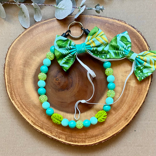 Monstera Beaded Collar