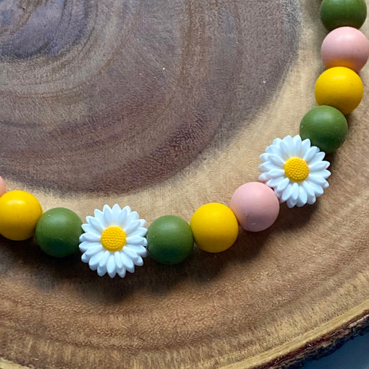 Retro Daisy Beaded Collar